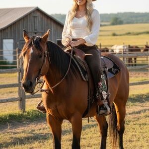 NWT Dexterous mineral wash yoga pant with flowers.